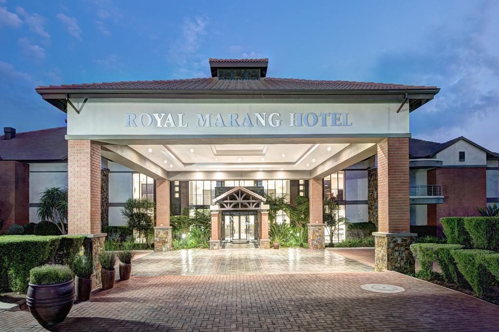 Royal Marang Hotel Phokeng Buitenkant foto